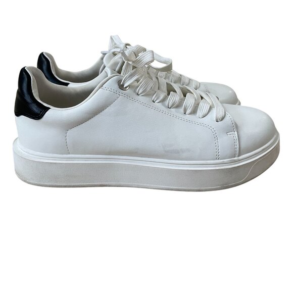 Torrid Plus Size Chunky Lace Up Sneaker Women's Size 10 WW Extra Wide - Picture 1 of 8